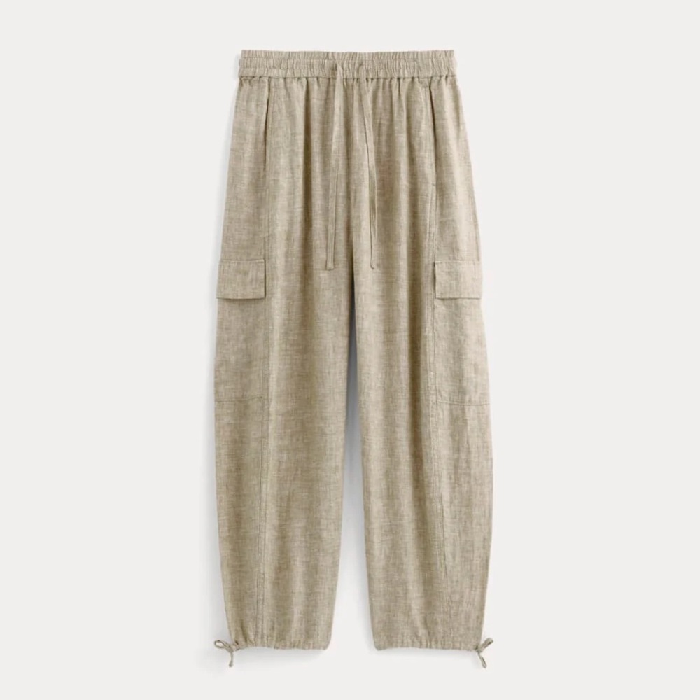 Everlane Cargo Curve Pant in Linen Cornstalk Chambray
